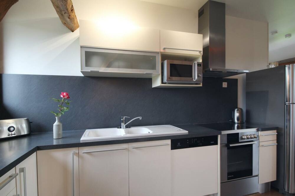 Photo of Kitchen in Fresne-le-Plan