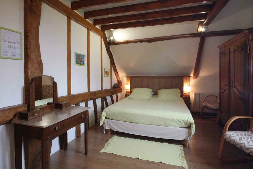 Photo of Bedroom in Fresne-le-Plan
