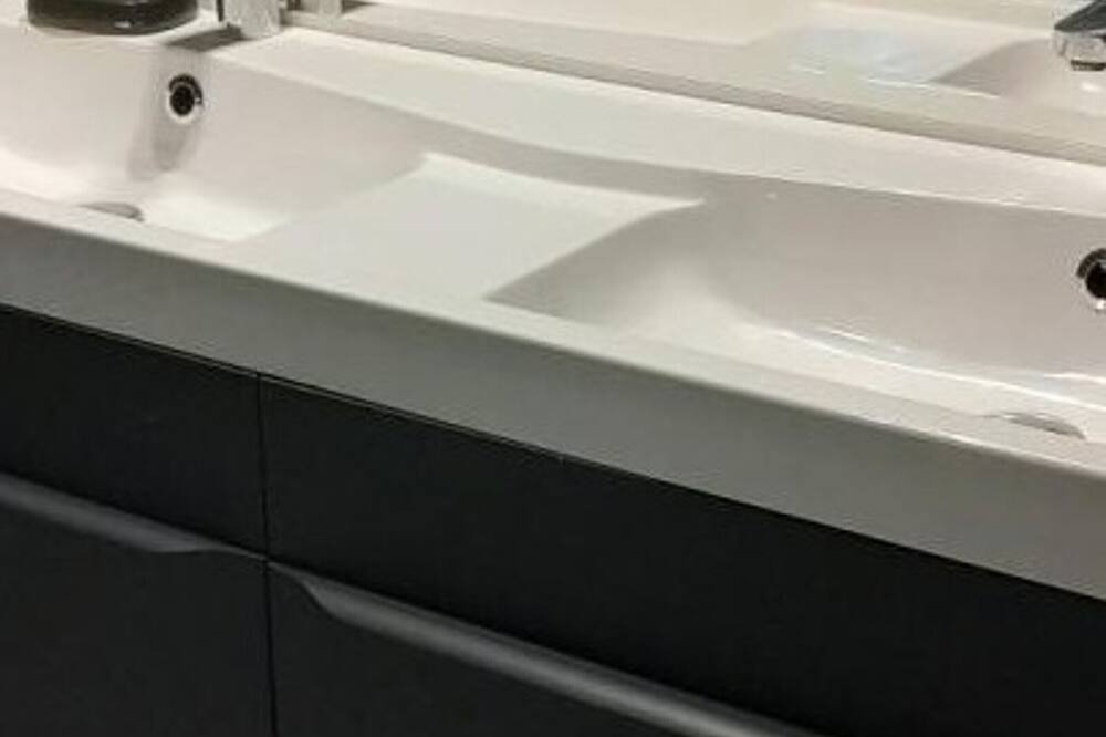 Photo of Bathroom in Fresquiennes