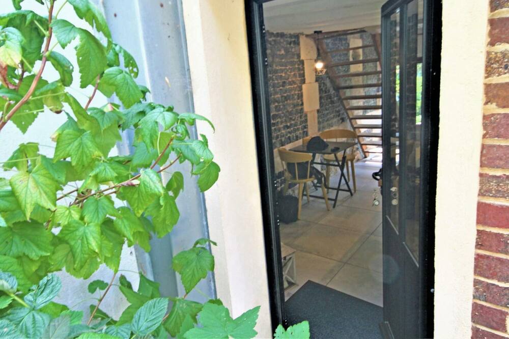 Photo of Patio Balcony in Octeville-sur-Mer