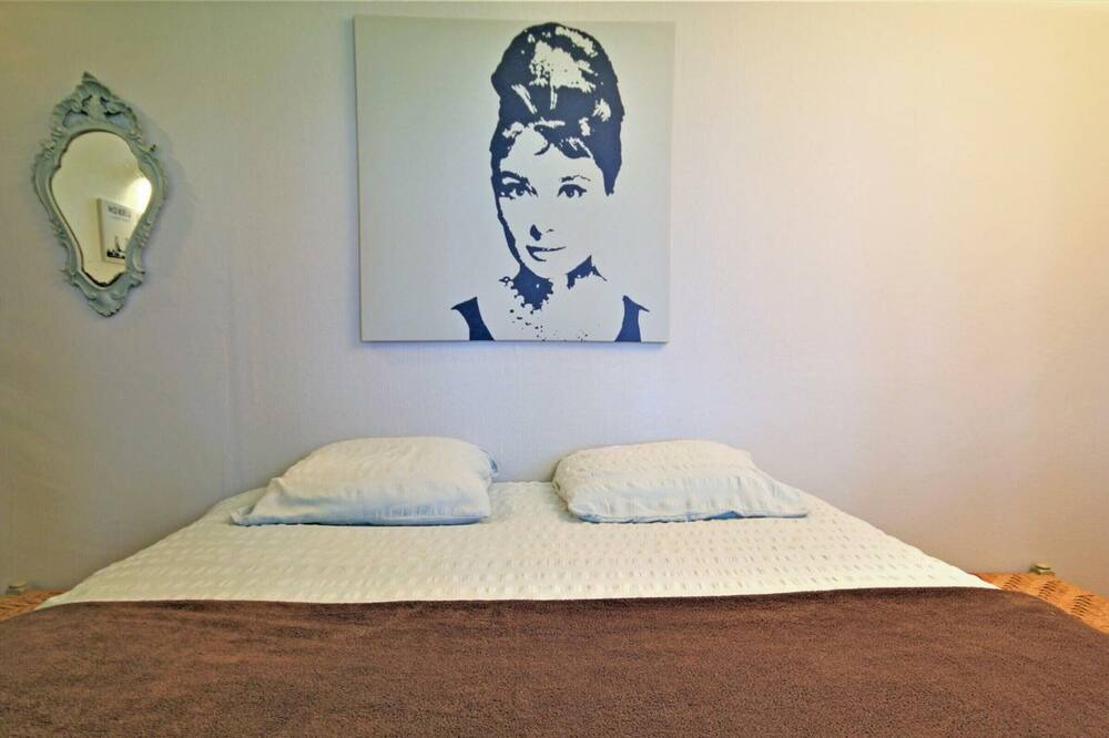 Photo of Bedroom in Octeville-sur-Mer