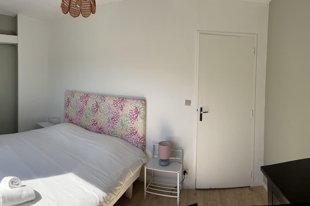 Photo of Bedroom in Jumieges