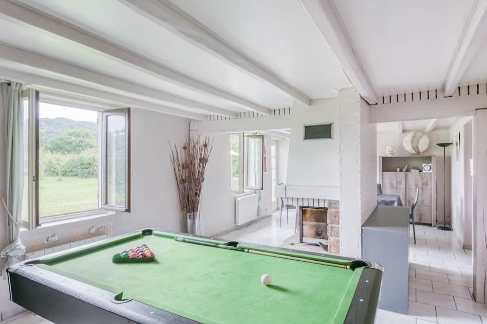Photo of Bedroom in Jumieges