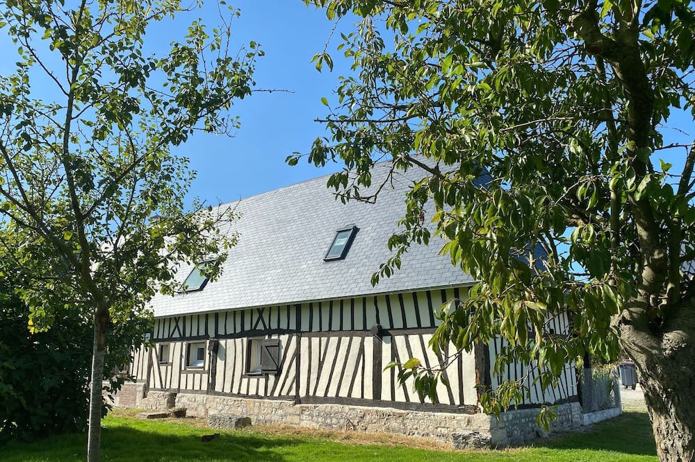 Photo of Outdoor in Jumieges