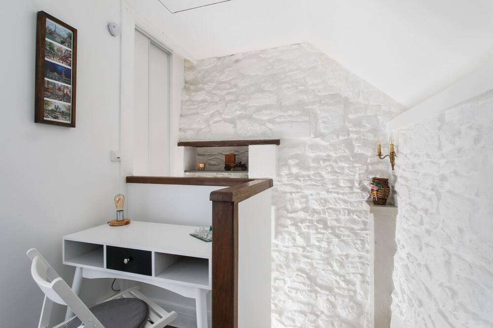 Photo of Livingroom in Pierrefonds