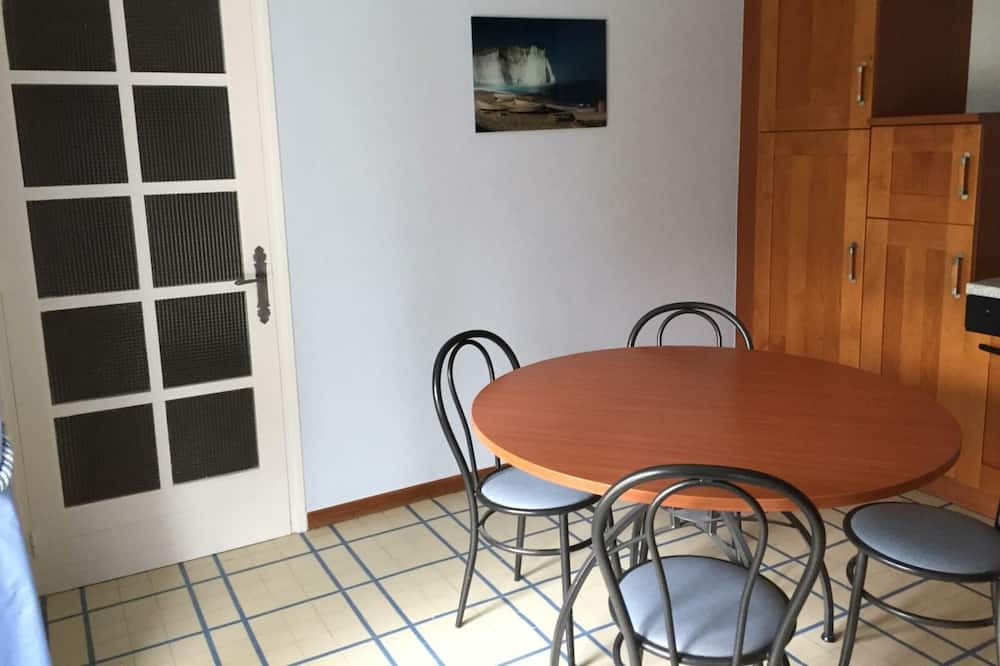 Photo of Kitchen in Saint-Romain-de-Colbosc