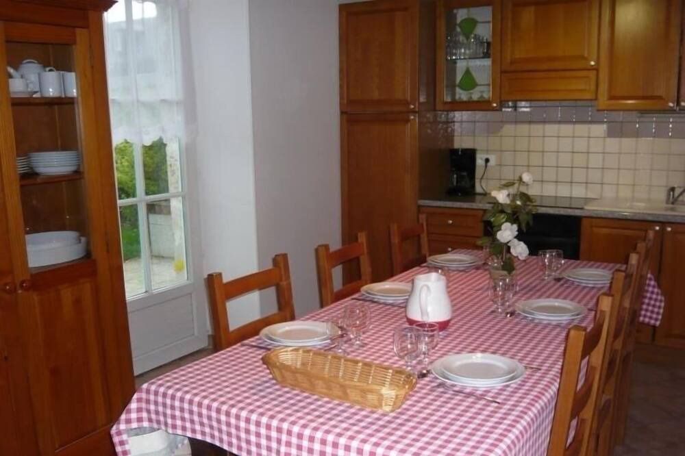 Photo of Kitchen in Epieds-en-Beauce