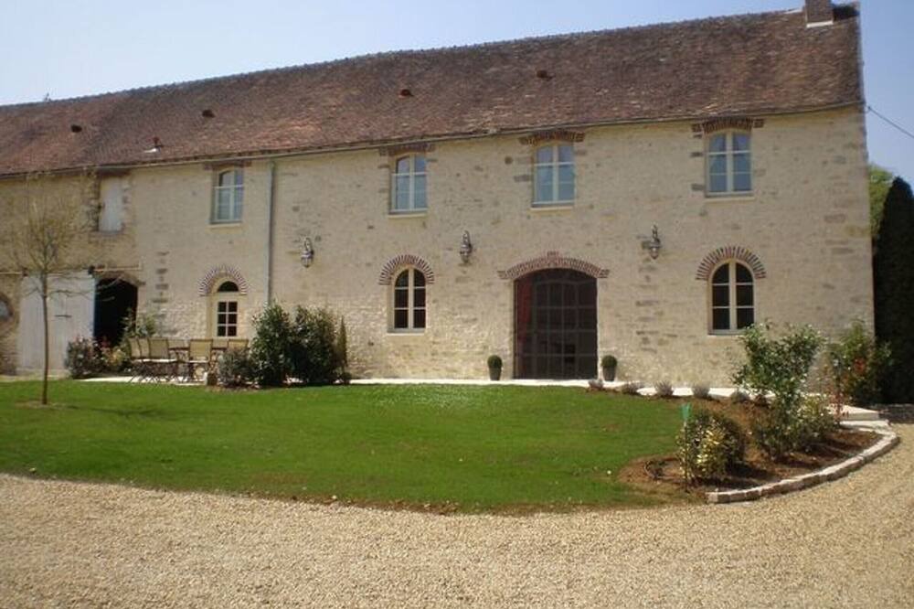 Photo of Outdoor in Malesherbes