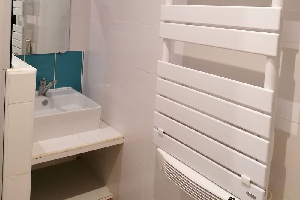 Photo of Bathroom in Marainviller