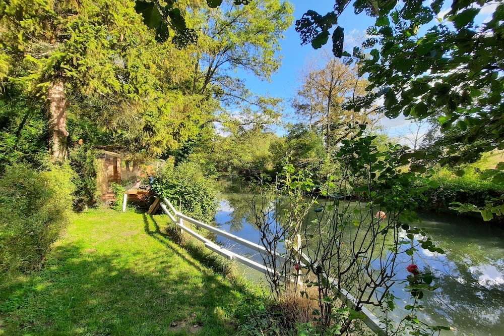 Photo of Outdoor in Guerard