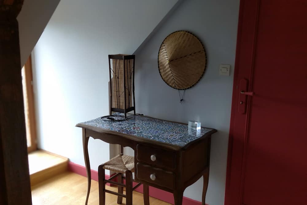 Photo of Bedroom in Lanneray