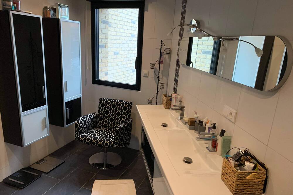 Photo of Bathroom in Nielles-les-Ardres