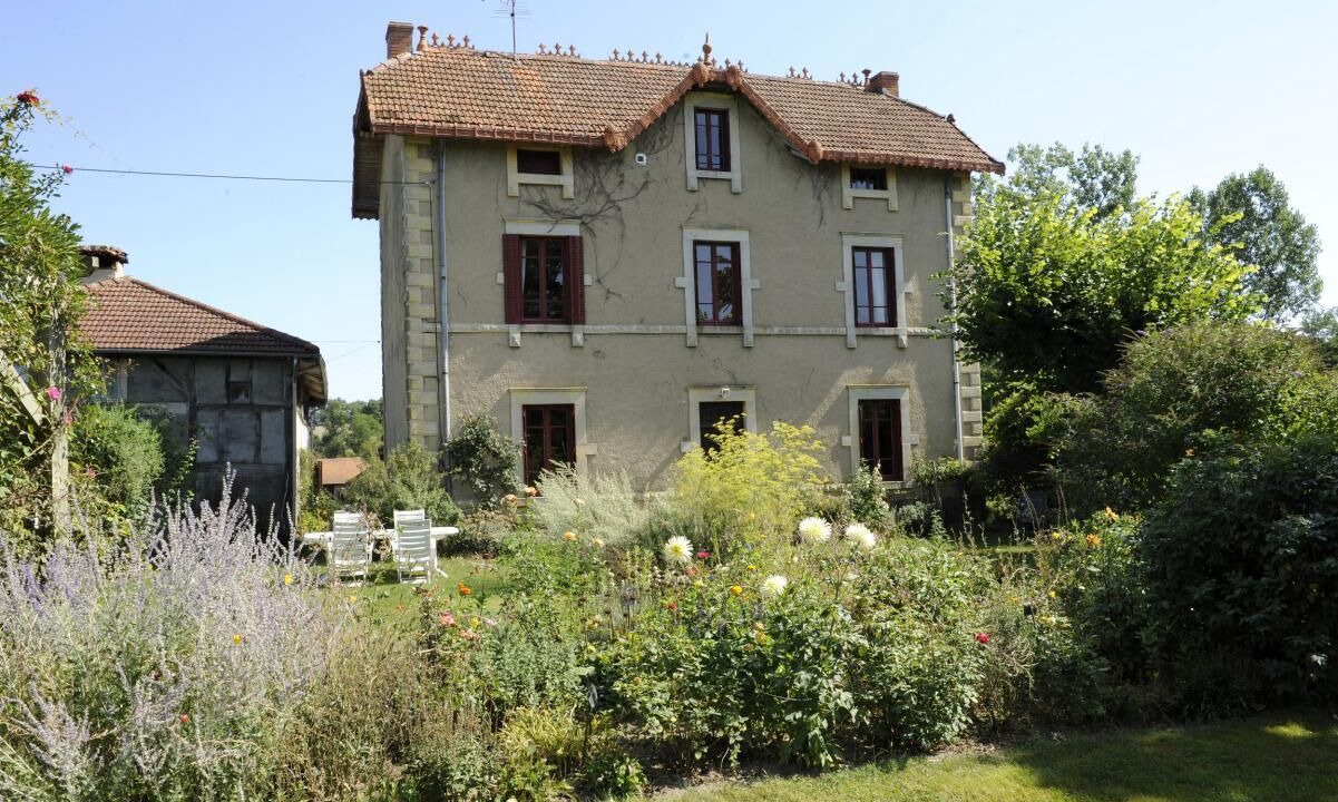 Photo of Outdoor in Chenay-le-Chatel