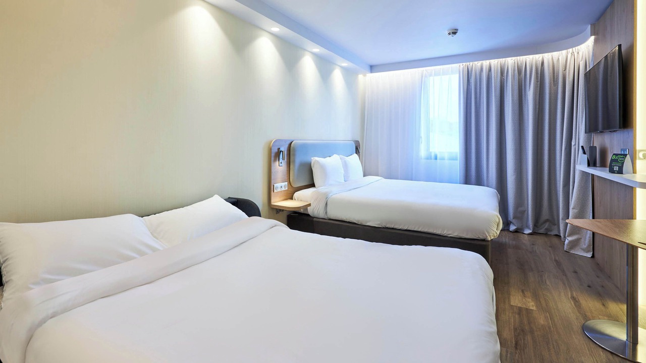 Photo of Bedroom in Touques