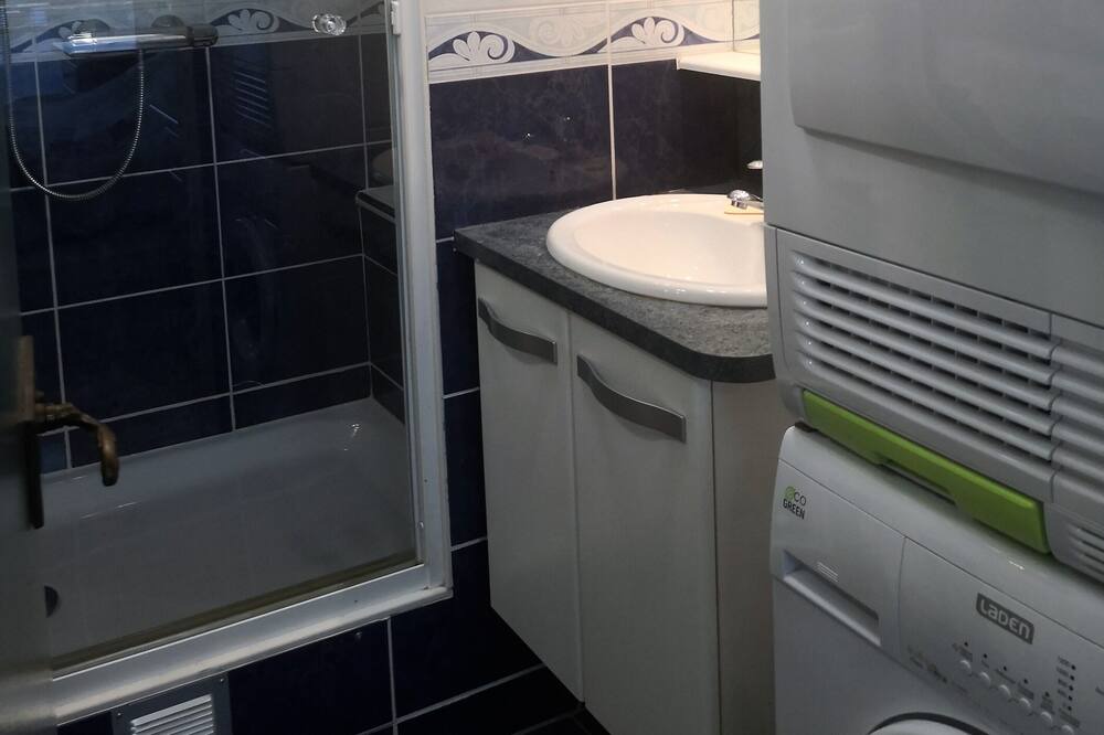 Photo of Bathroom in Boulogne-sur-Mer