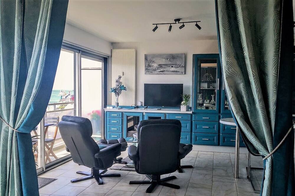 Photo of Bedroom in Boulogne-sur-Mer