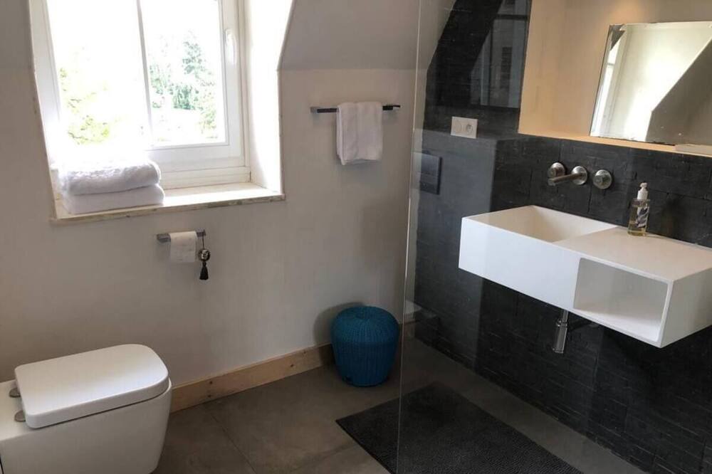 Photo of Bathroom in Saint-Jean-aux-Bois