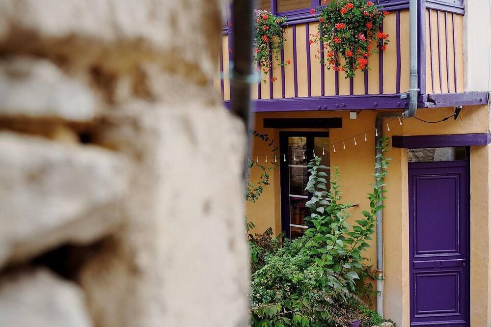 Photo of Outdoor in Mailly-la-Ville