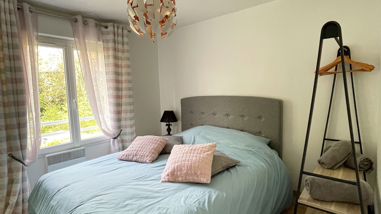 Photo of Bedroom in Binson-et-Orquigny