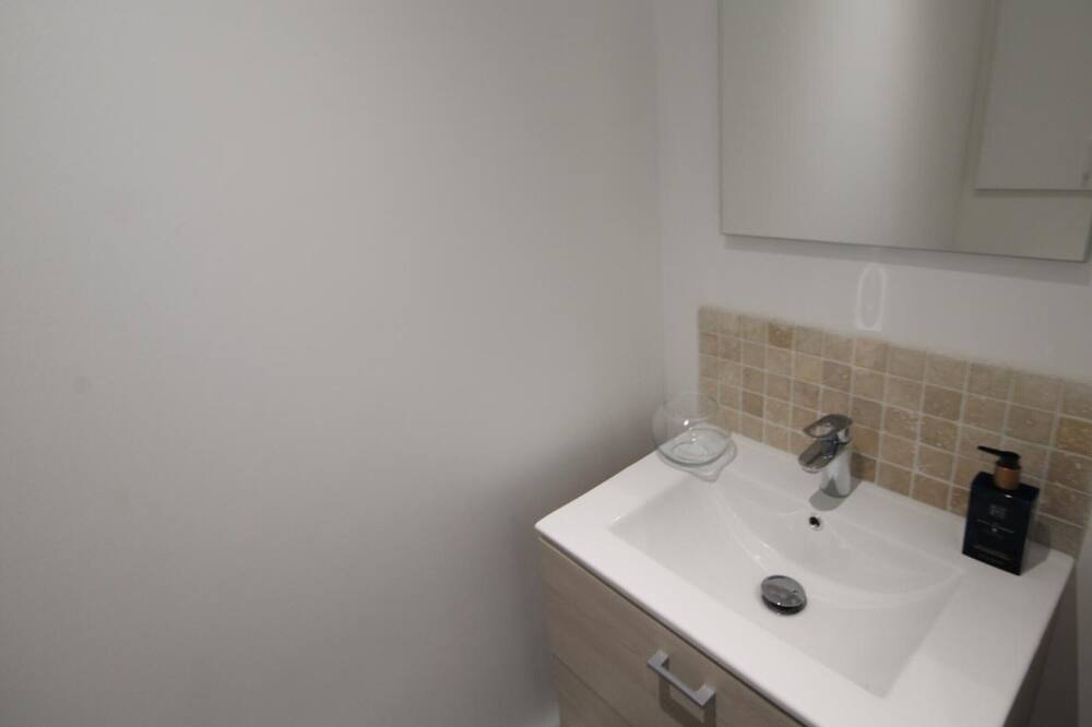 Photo of Bathroom in Saint-Valery-en-Caux