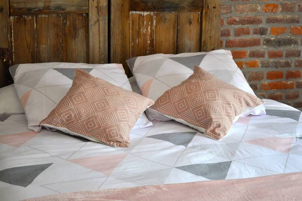 Photo of Bedroom in Gouy-sous-Bellonne