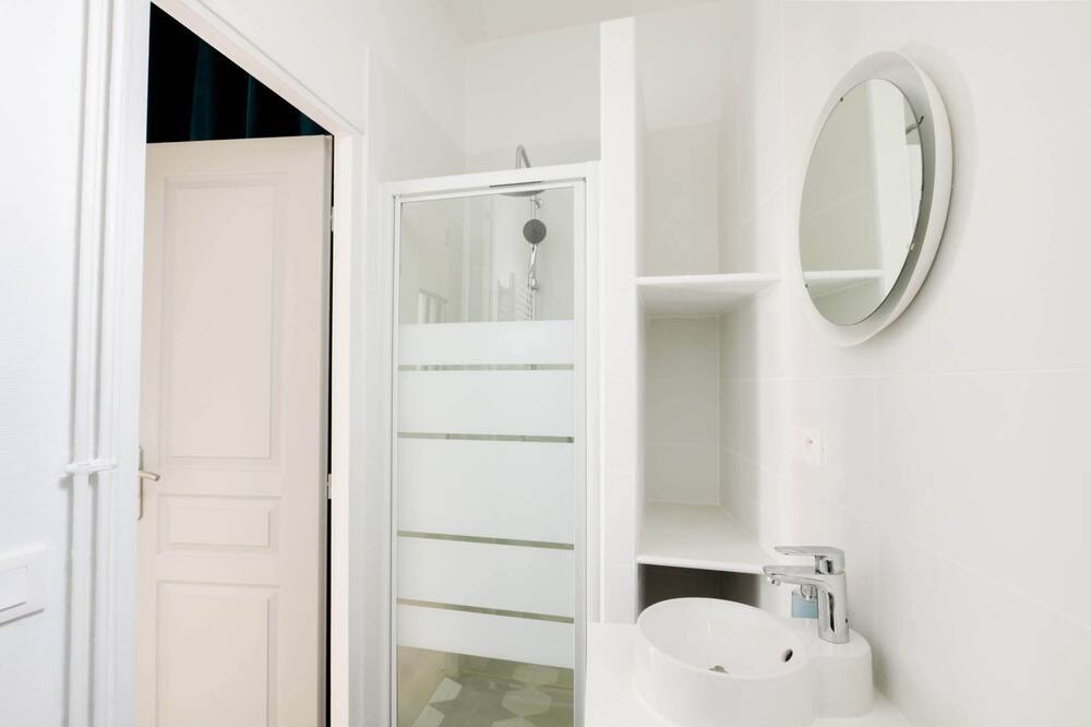 Photo of Bathroom in Hincmar