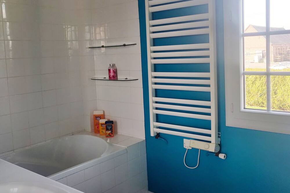 Photo of Bathroom in Beuzeville
