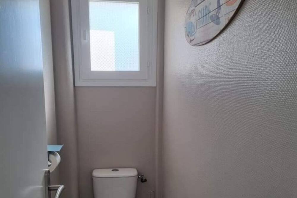 Photo of Bathroom in Sainte-Cecile-Plage