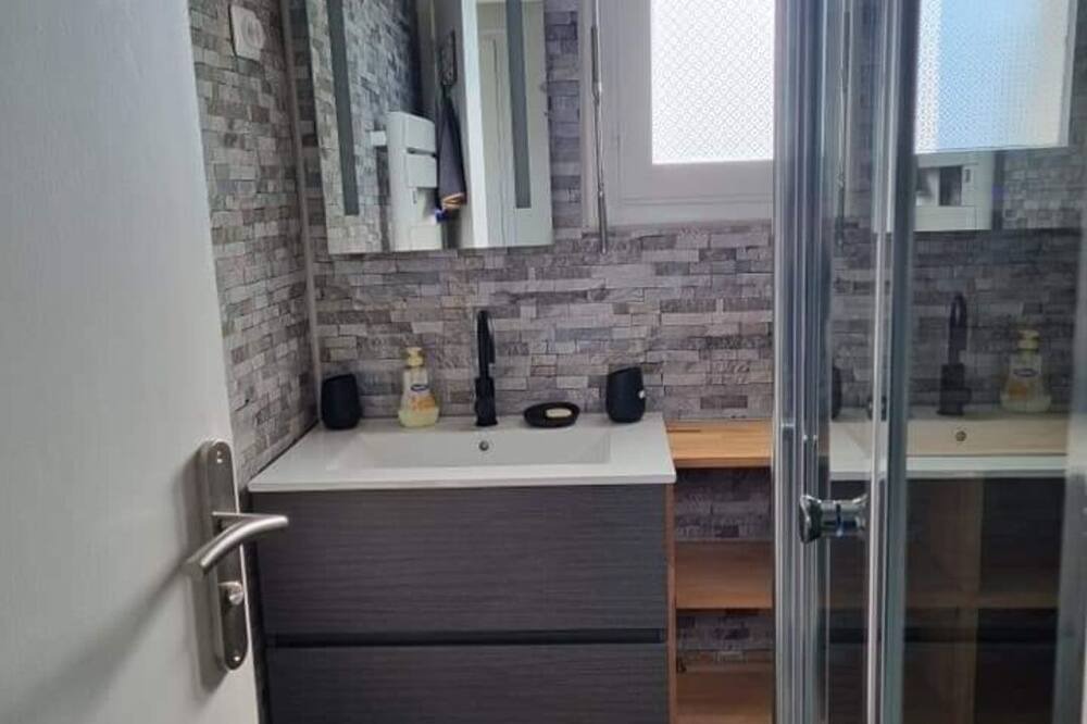 Photo of Bathroom in Sainte-Cecile-Plage