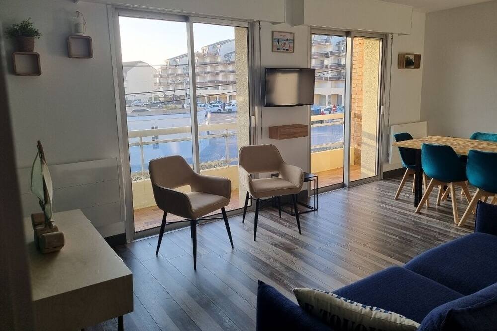 Photo of Livingroom in Sainte-Cecile-Plage