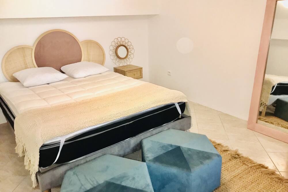 Photo of Bedroom in Boissy-l'Aillerie