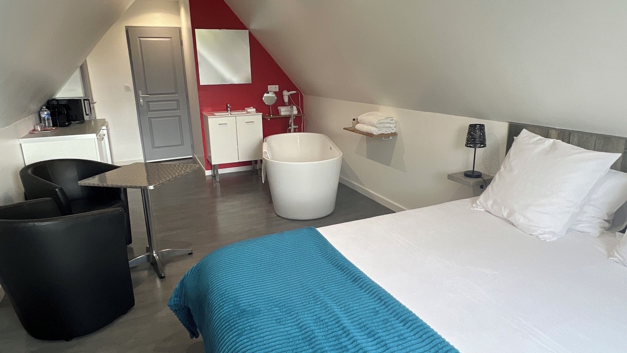 Photo of Bedroom in Isques