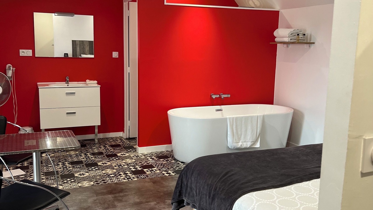 Photo of Bedroom in Isques