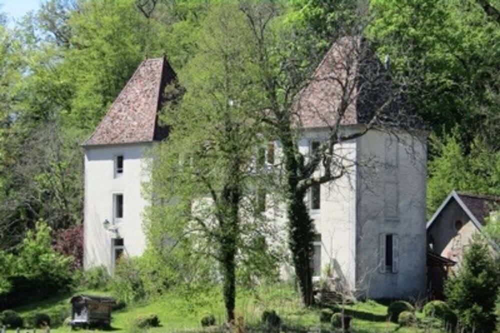 Photo of Outdoor in Nans-sous-Sainte-Anne