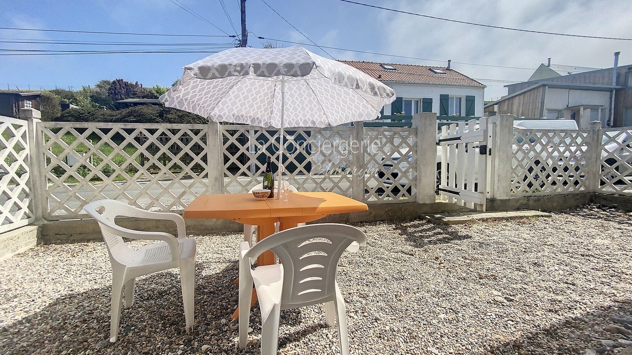 Photo of Outdoor in Woignarue