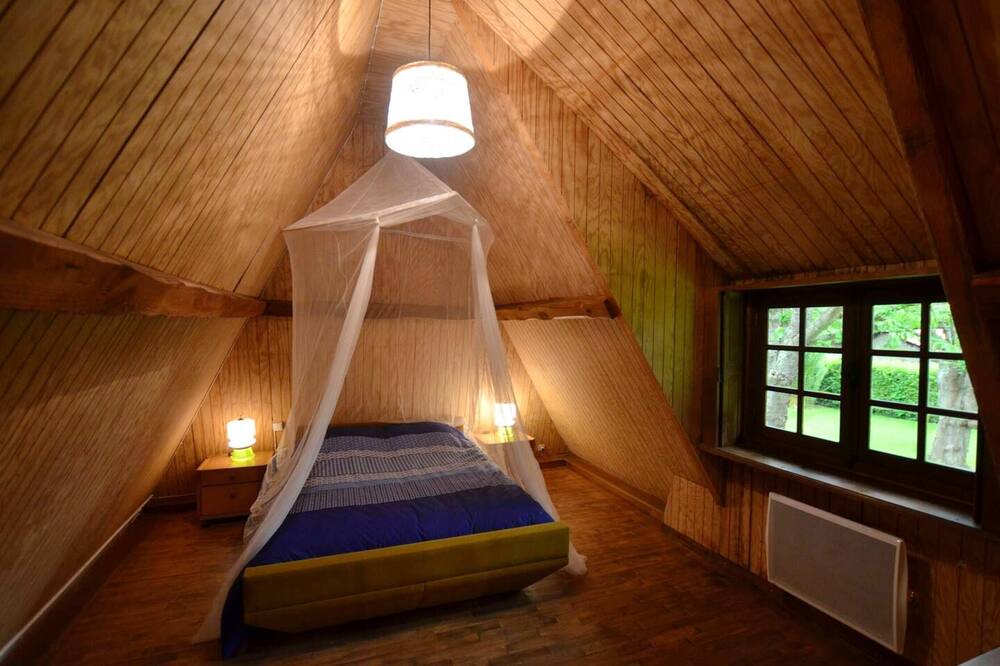 Photo of Bedroom in Berthouville