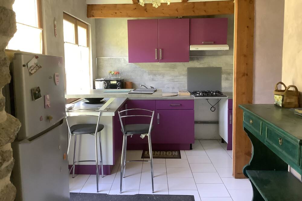Photo of Kitchen in Bessines-sur-Gartempe