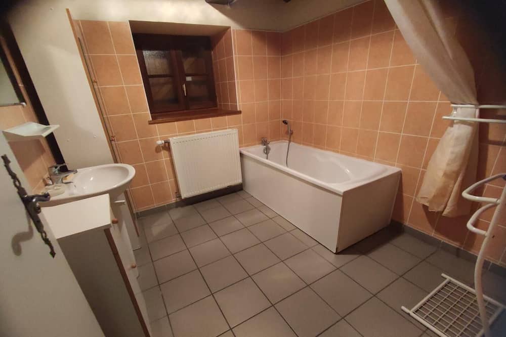Photo of Bathroom in Neufmanil