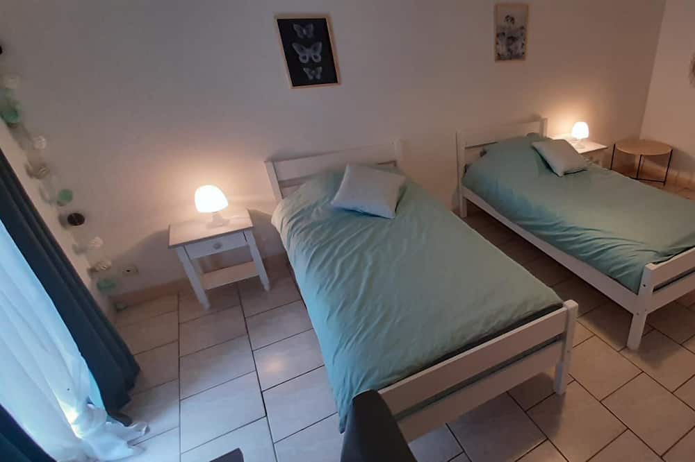 Photo of Bedroom in Vaux-Villaine