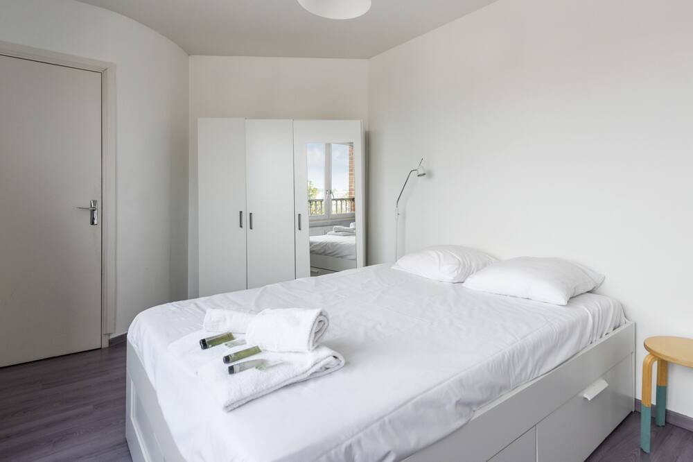 Photo of Bedroom in Fives