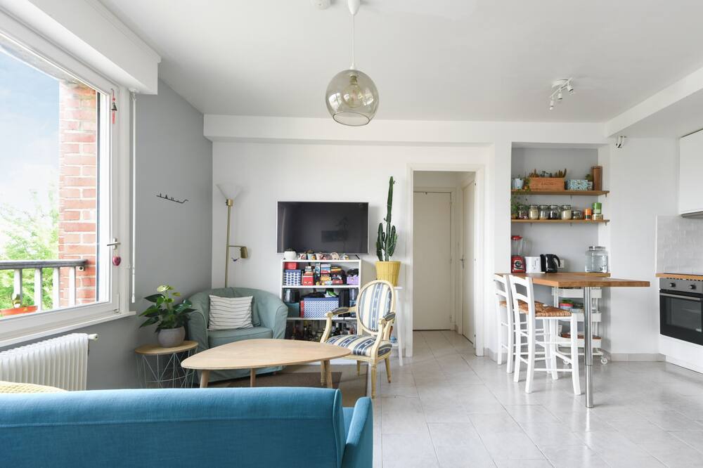 Photo of Livingroom in Fives
