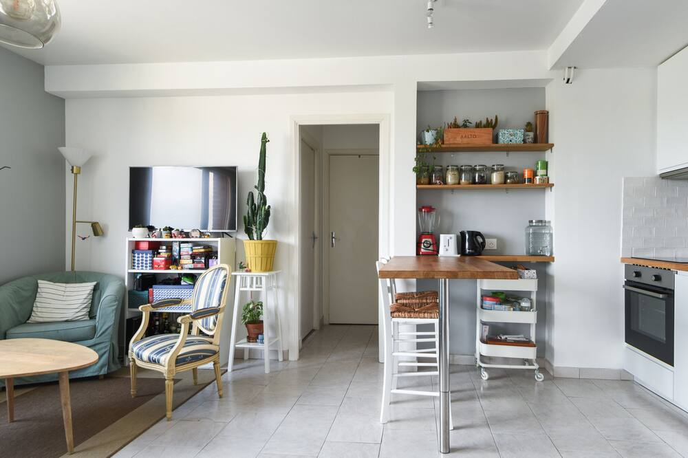 Photo of Livingroom in Fives