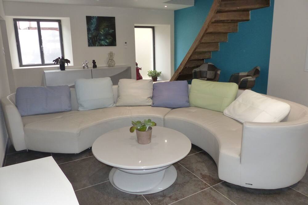Photo of Livingroom in Durenque