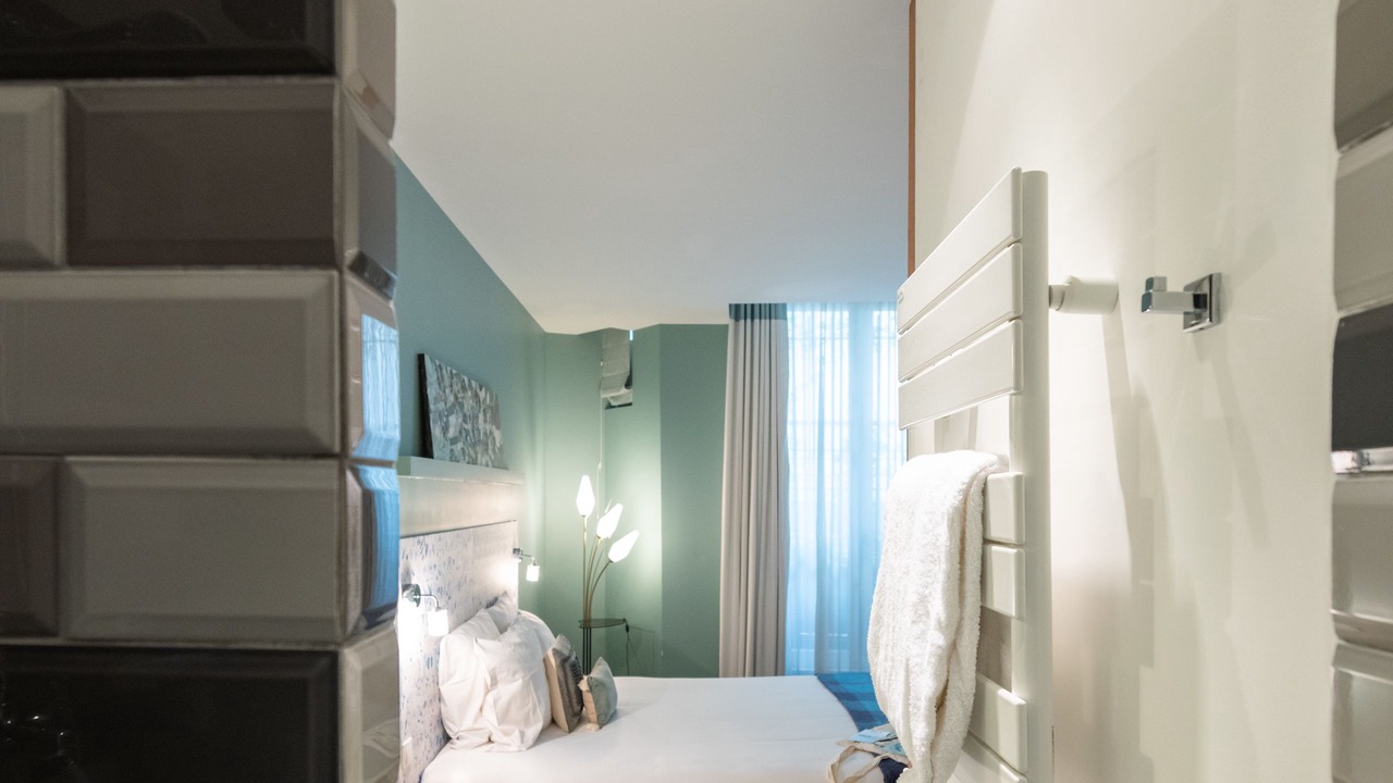 Photo of Bedroom in Saint-Merri