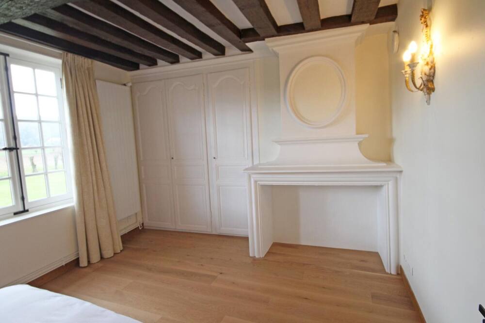 Photo of Bedroom in Sahurs