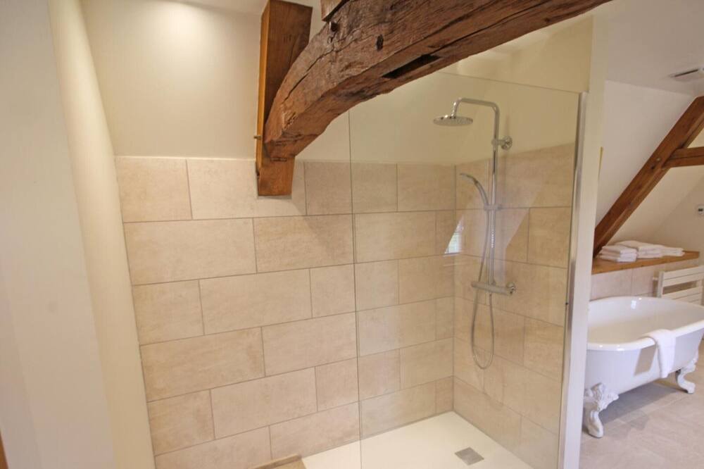 Photo of Bathroom in Sahurs