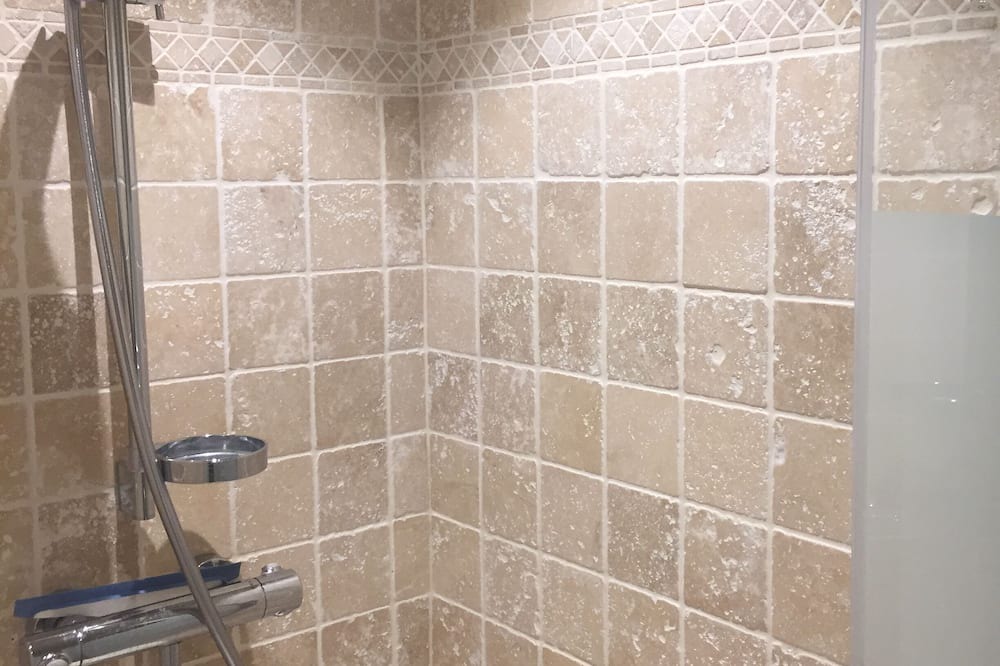Photo of Bathroom in Glos
