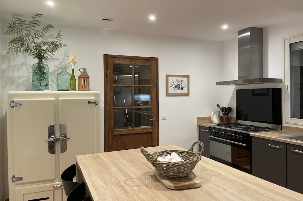 Photo of Kitchen in Parassy