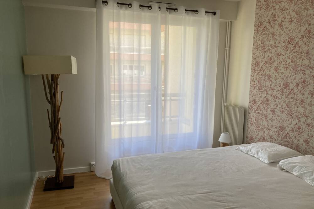 Photo of Bedroom in Chatou