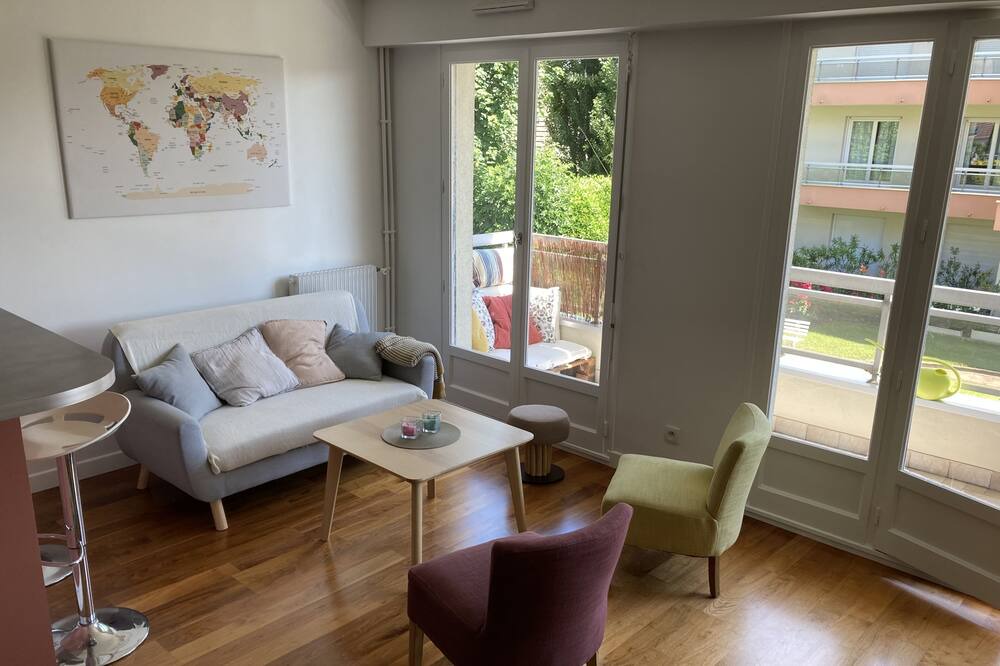 Photo of Livingroom in Chatou